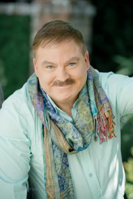 James Van Praagh